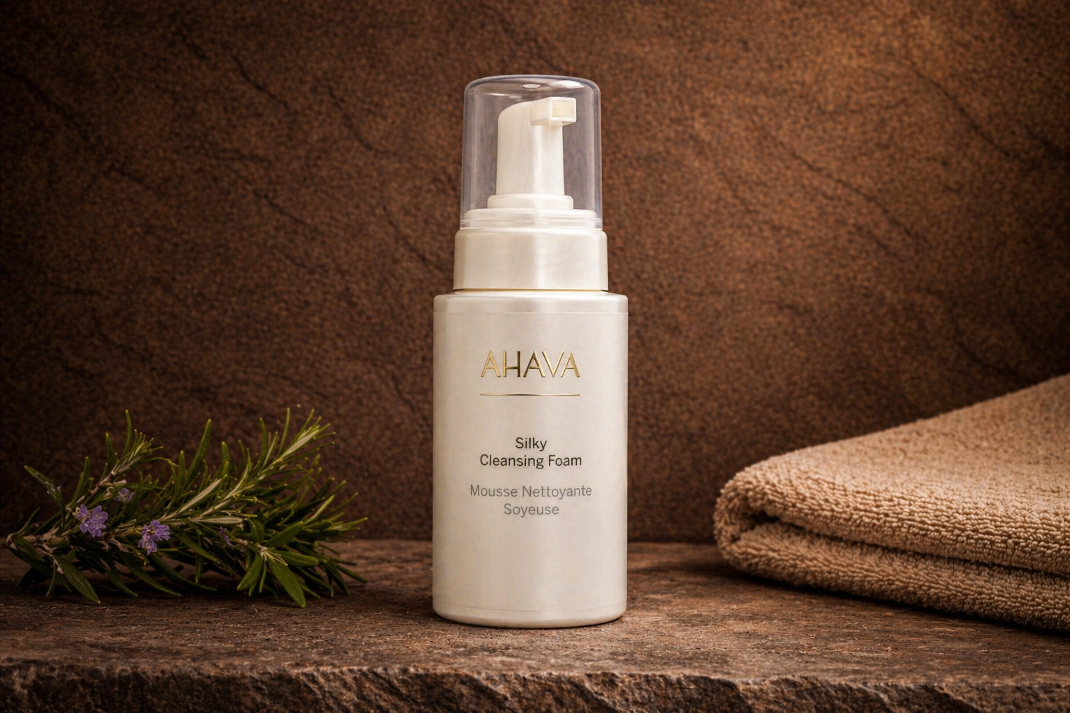 Ahava Clean Silky Cleansing Foam – Myktskummende ansiktsrens